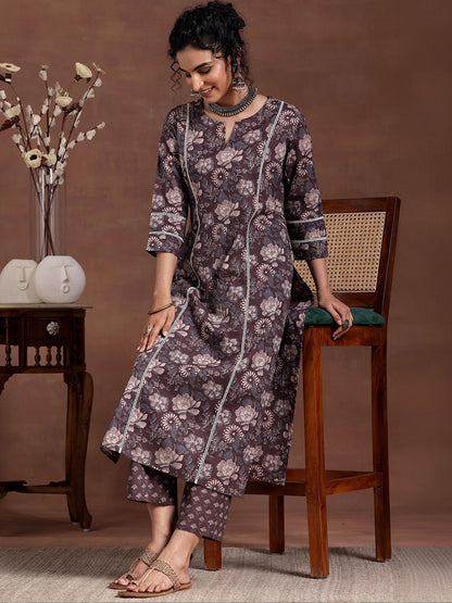 Women Floral Printed Regular Kurta with Trousers