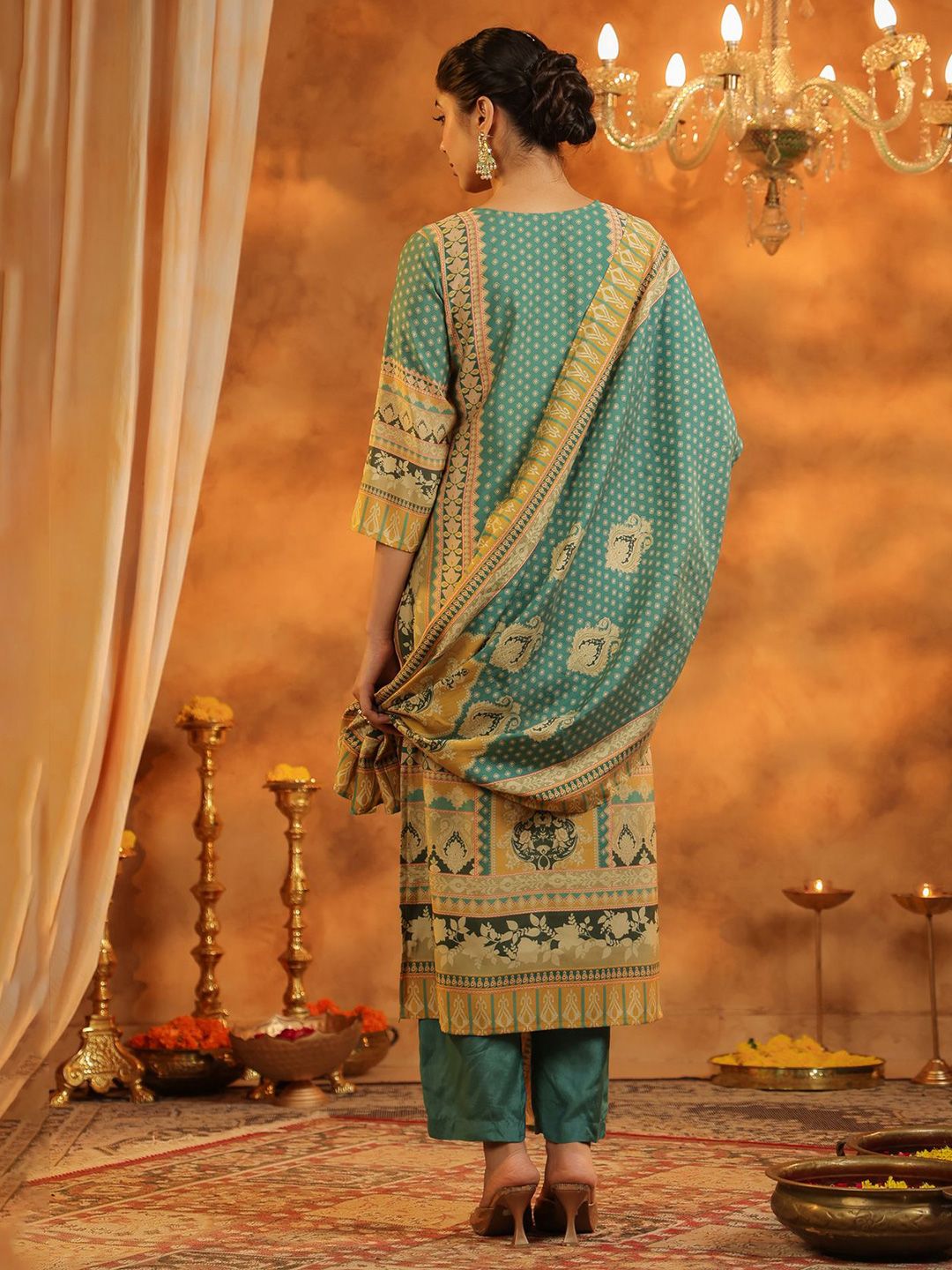 Dhiyona RR Women's Ethnic Motifs Printed Kurta With Trousers & Dupatta