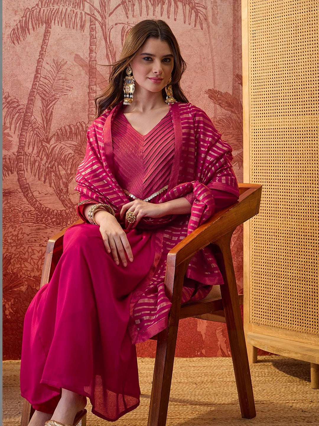 Women Lace Embroidered V-Neck Kurta & Trousers With Dupatta