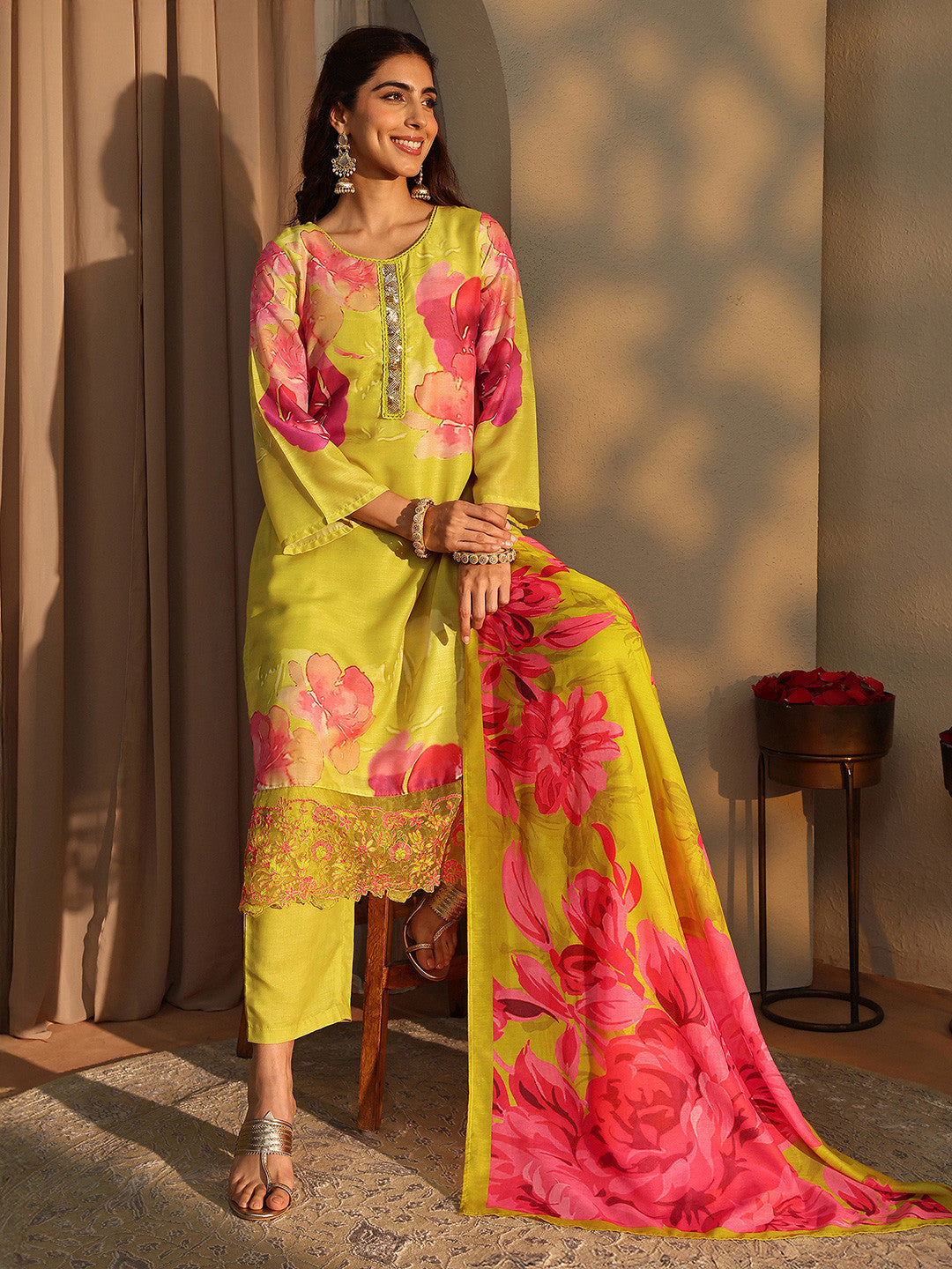 Women Floral Printed Regular Mirror Work Kurta with Trousers & With Dupatta