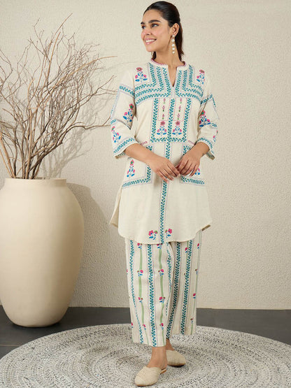 Ethnic Motifs Printed Thread Work Pure Cotton Kurta With Trouser
