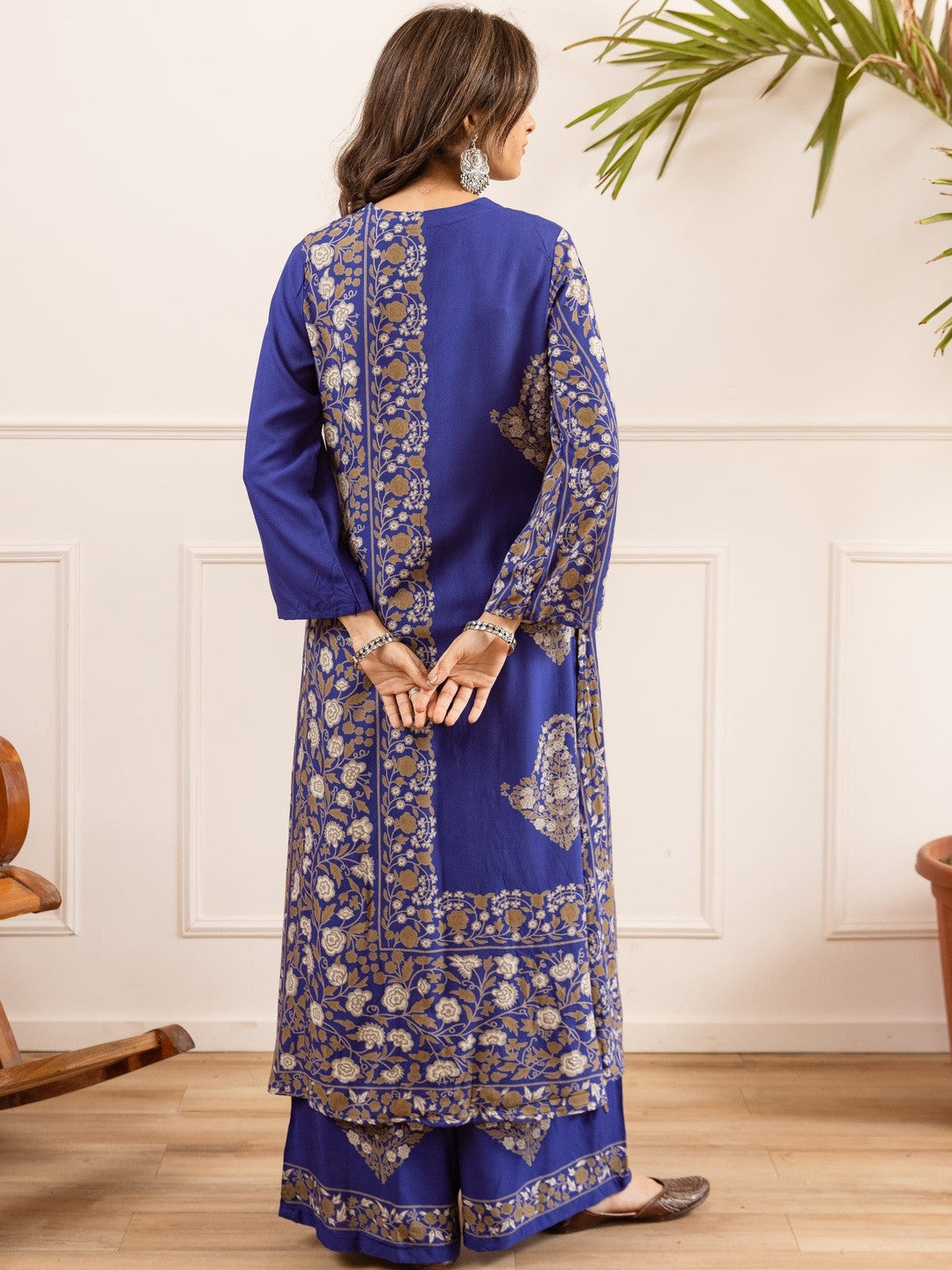 Printed Viscose Rayon V-Neck Kurta & Palazzos