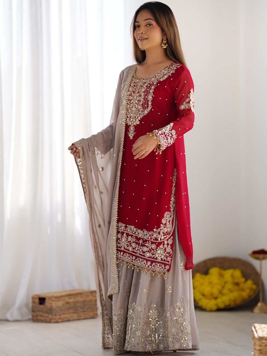 Dhiyona KL Women Ethnic Motifs Embroidered Regular Kurta with Sharara & With Dupatta