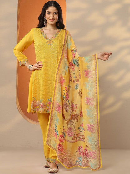 Dhiyona LL Floral Embroidered Panelled Thread Work Kurta With Palazzos & Dupatta