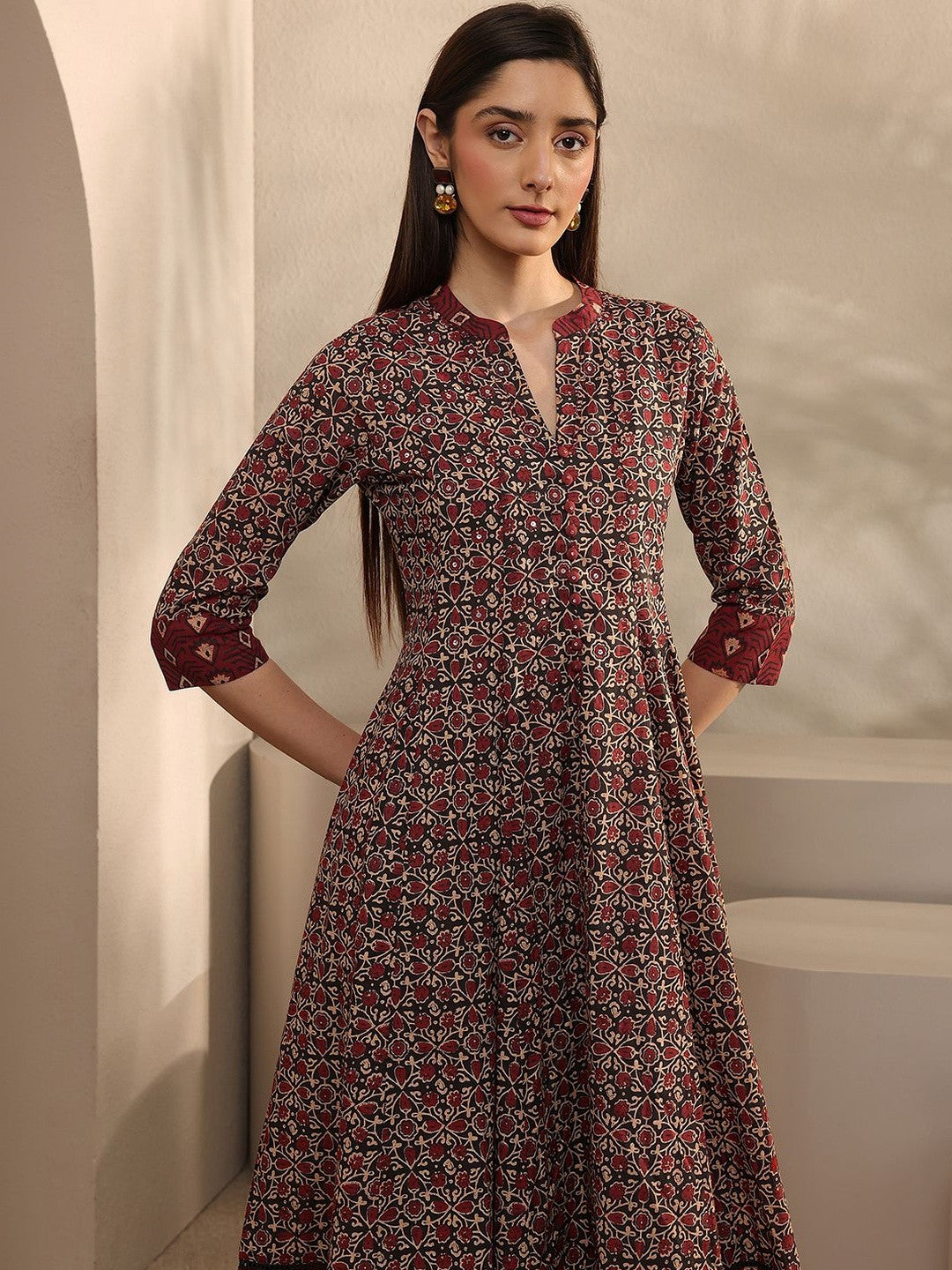 Women Ethnic Motifs Printed Regular Kurta with Trousers & With Dupatta