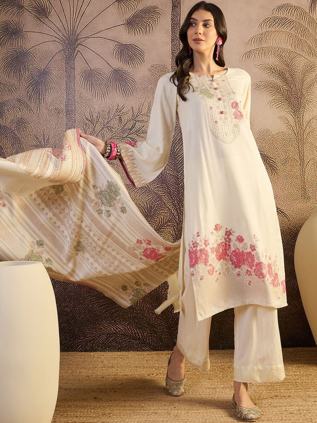 Yoke Design Round Neck Straight Kurta With Trousers & Dupatta