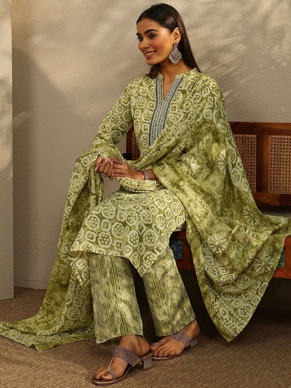 Women Ethnic Motifs Printed Regular Kurta with Trousers & With Dupatta