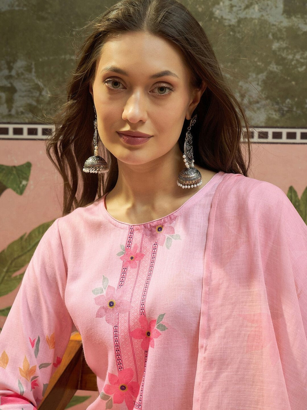 Floral Print Cotton Blend Straight Kurta & Trousers