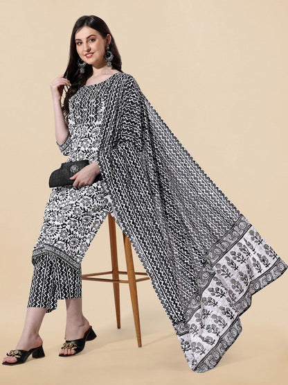 Dhiyona KL Floral Printed Gotta Patti Pure Cotton Straight Kurta & Trousers With Dupatta
