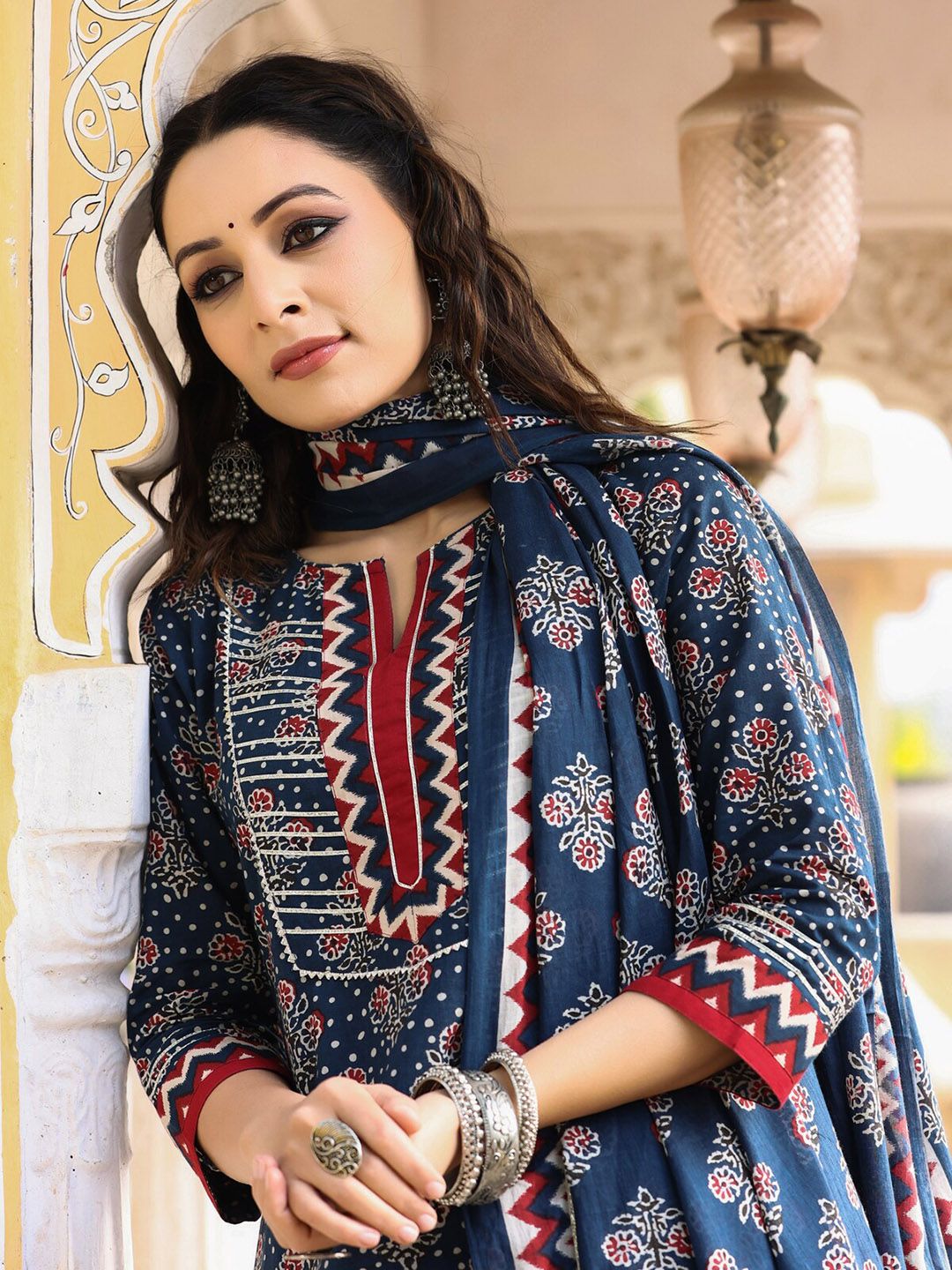 Dhiyona RR Women's Floral Yoke Design Gotta Patti Pure Cotton Kurta Set