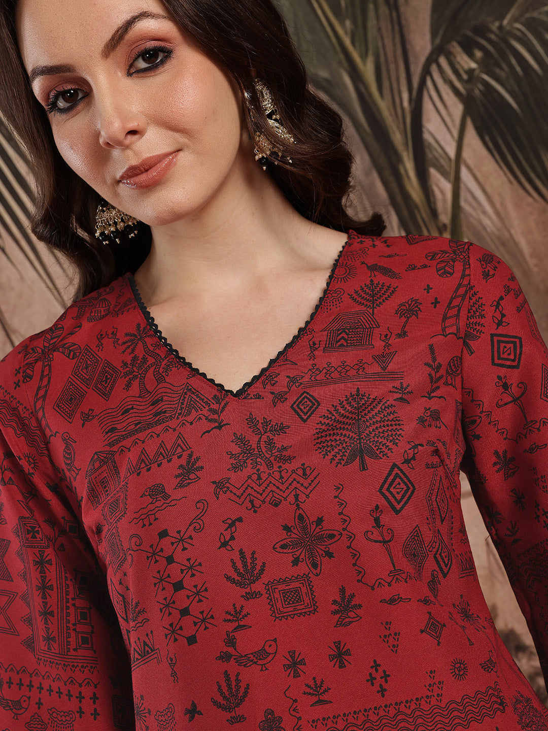 Women Tribal Printed Kurta with Trousers
