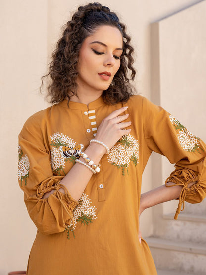 Floral Embroidered Mandarin Collar Pure Cotton Kurta With Trousers