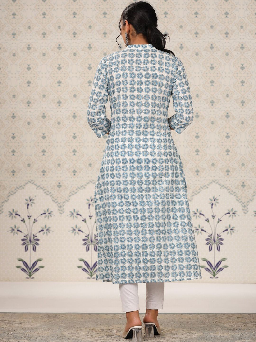 Dhiyona OD  Floral Printed Mandarin Collar Cotton A-Line Kurta With Front Slit