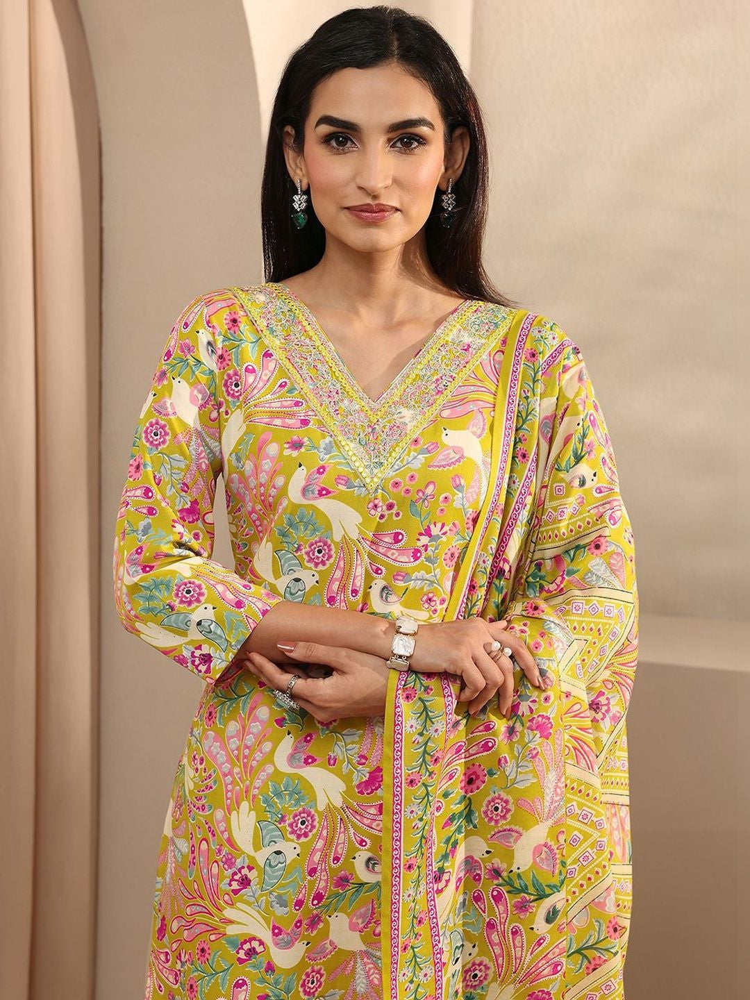 Women Ethnic Motifs Printed Regular Thread Work Kurta with Trousers & With Dupatta