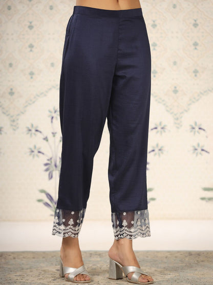 Dhiyona OD  Women Floral Embroidered Regular Thread Work Kurta with Trousers & With Dupatta