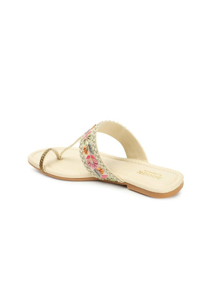 Dhiyona AK Embellished One Toe Flats