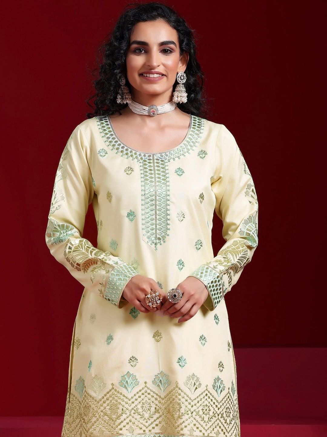 Dhiyona LL Floral Embroidered Regular Sequinned Kurta with Palazzos & Dupatta