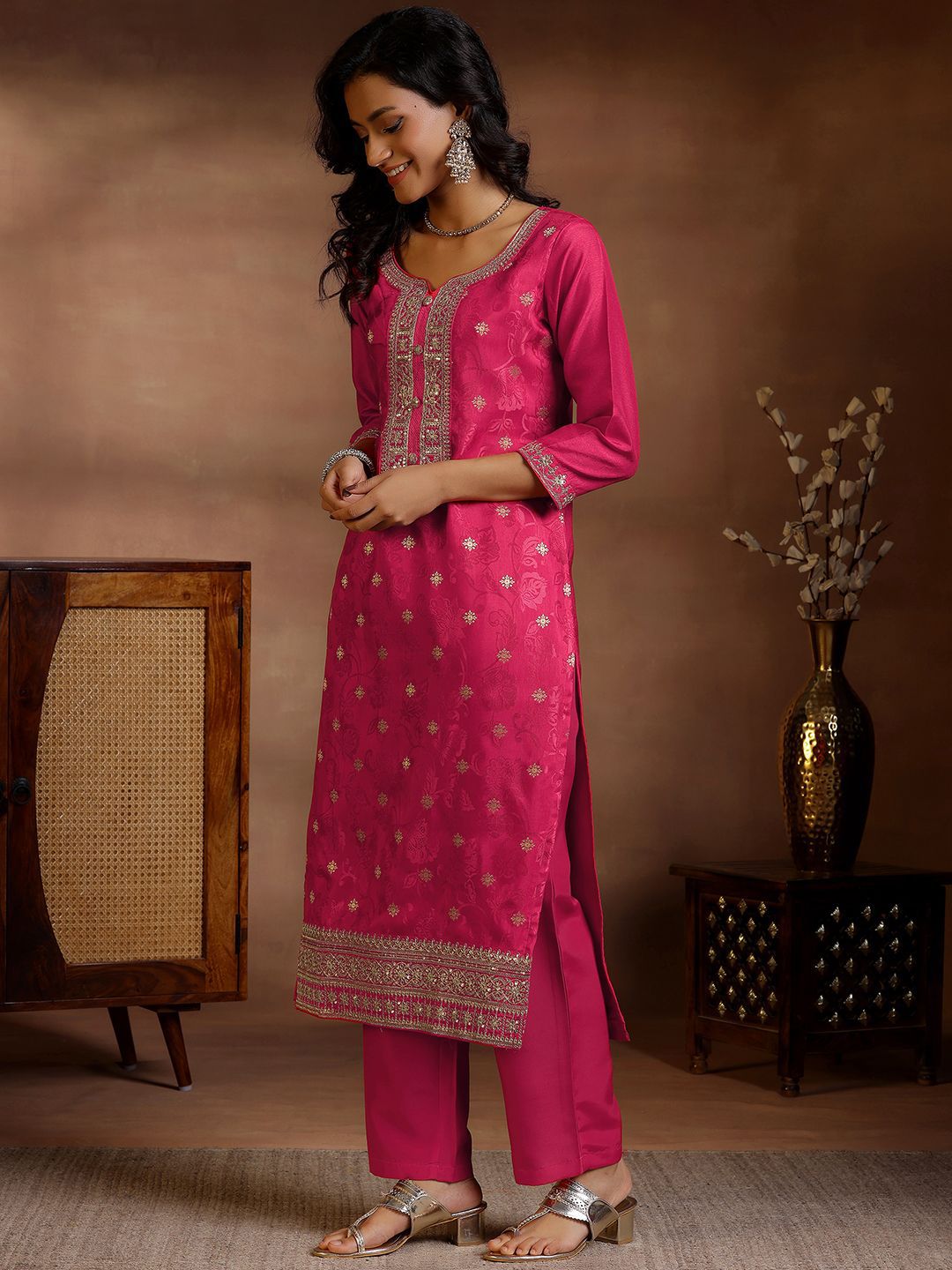 Dhiyona LL Women Floral Regular Kurta with Palazzos & With Dupatta