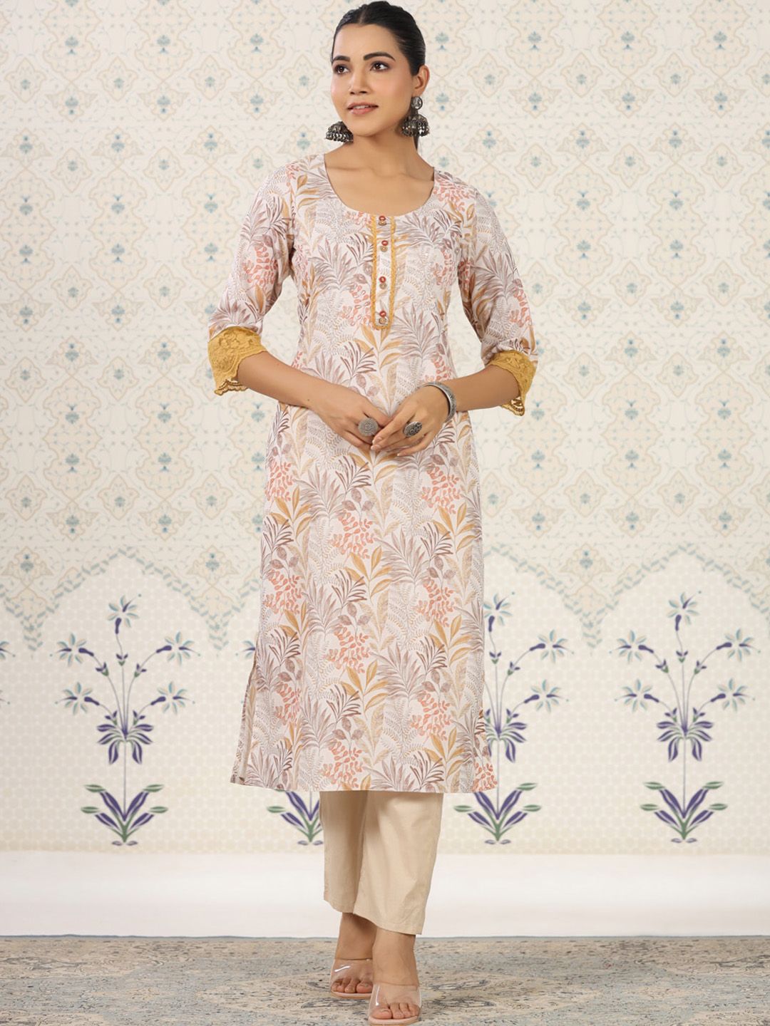 Dhiyona OD  Off Floral Printed Sequinned Floral Kurta