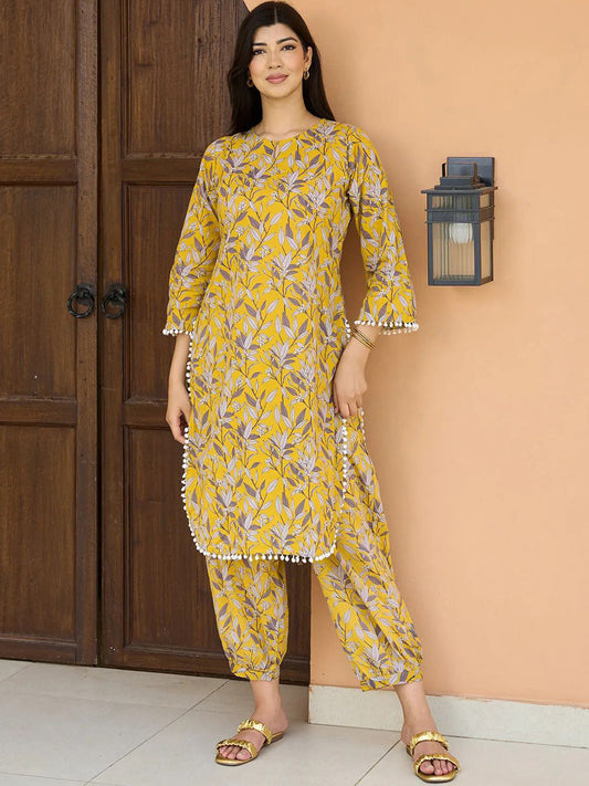 Floral Printed Keyhole Neck Straight Kurta With Salwar