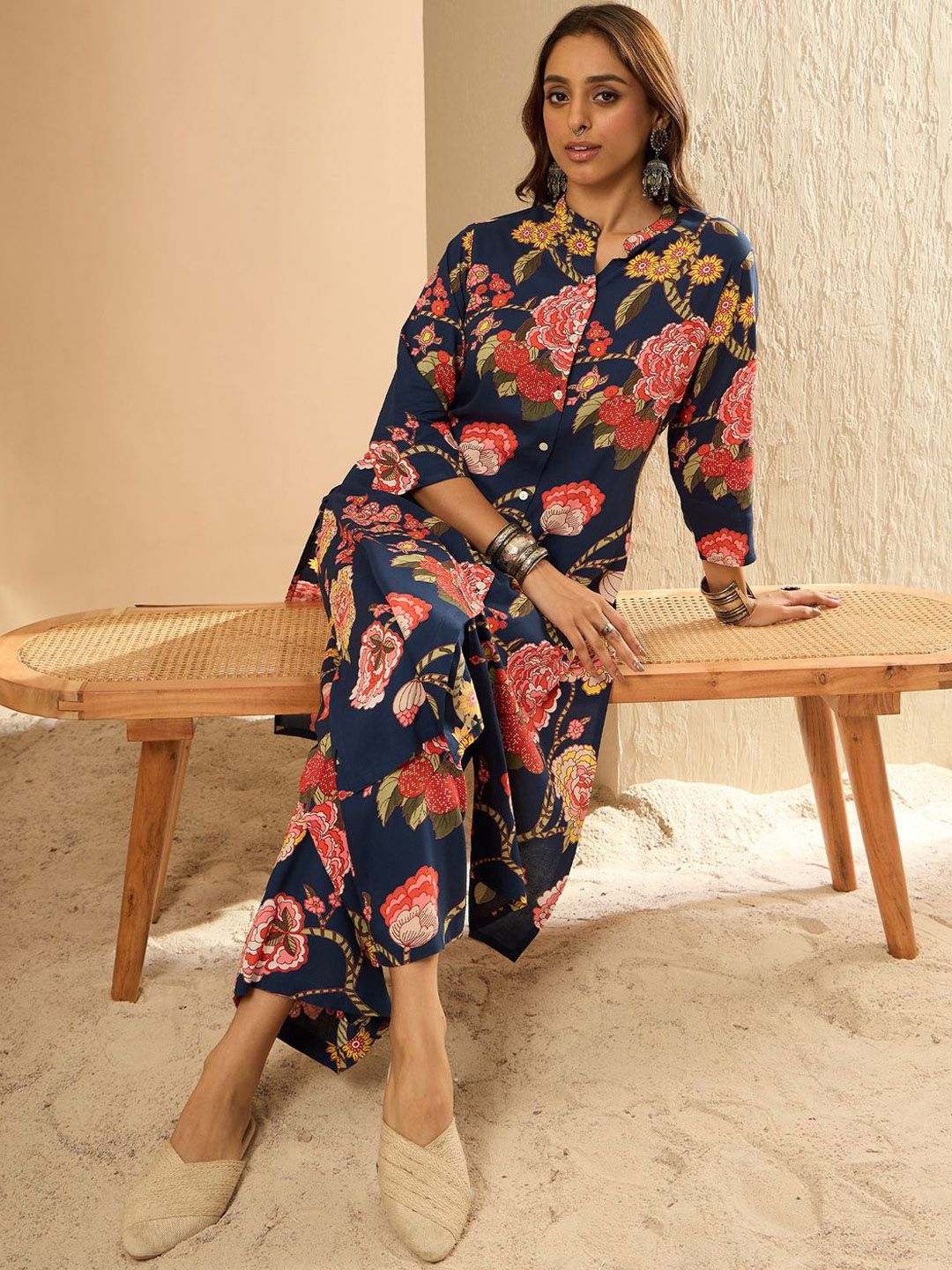 Dhiyona IE Women Floral Printed Regular Kurta with Palazzos