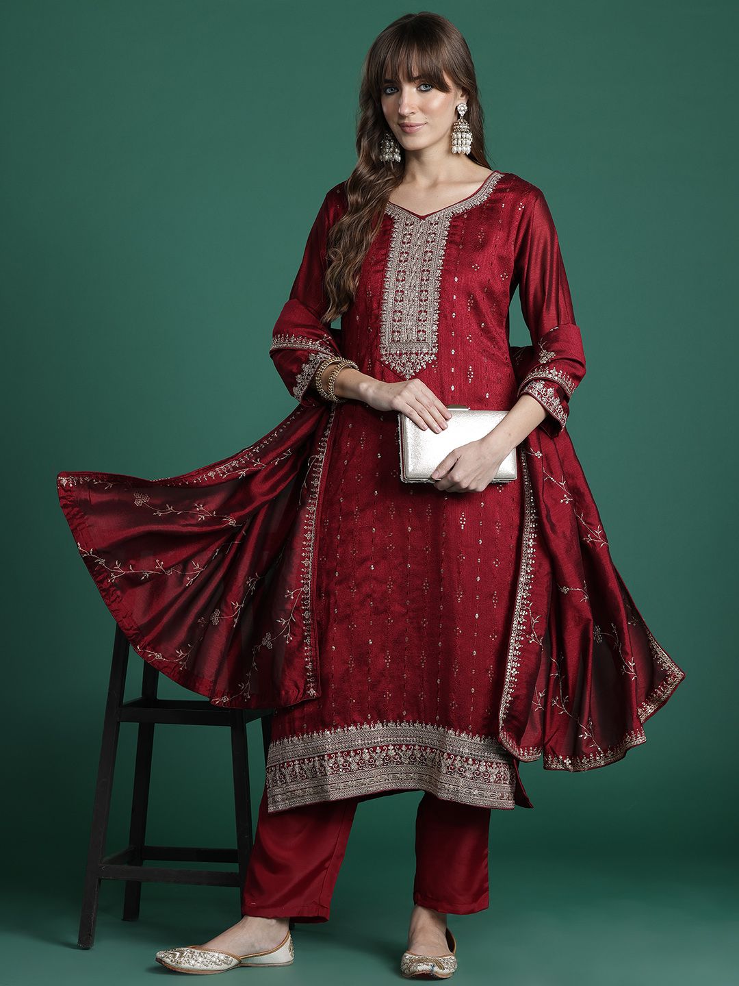 Dhiyona IE Embroidered Straight Kurta Trousers With Dupatta Set