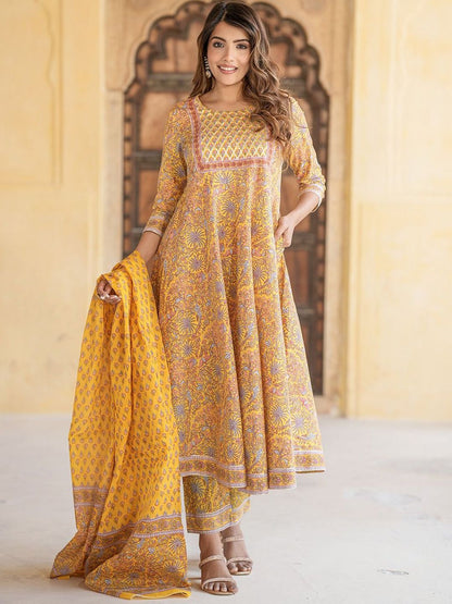 Dhiyona KL Floral Printed Pure Cotton Anarkali Kurta With Trousers & Dupatta