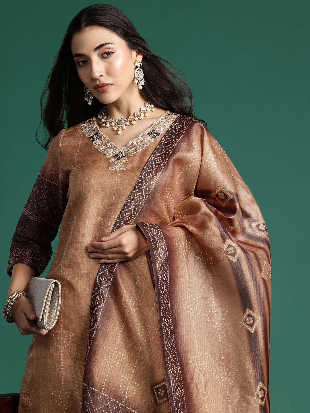Dhiyona IE Bandhani Printed Thread Work Kurta with Trousers & With Dupatta