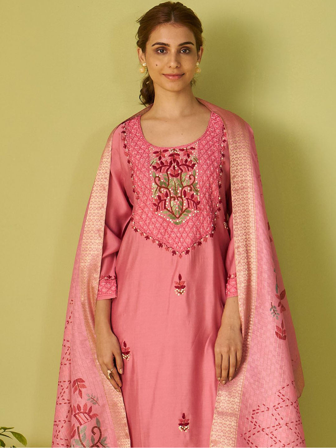 Women Floral Embroidered Kurta with Trousers & Dupatta
