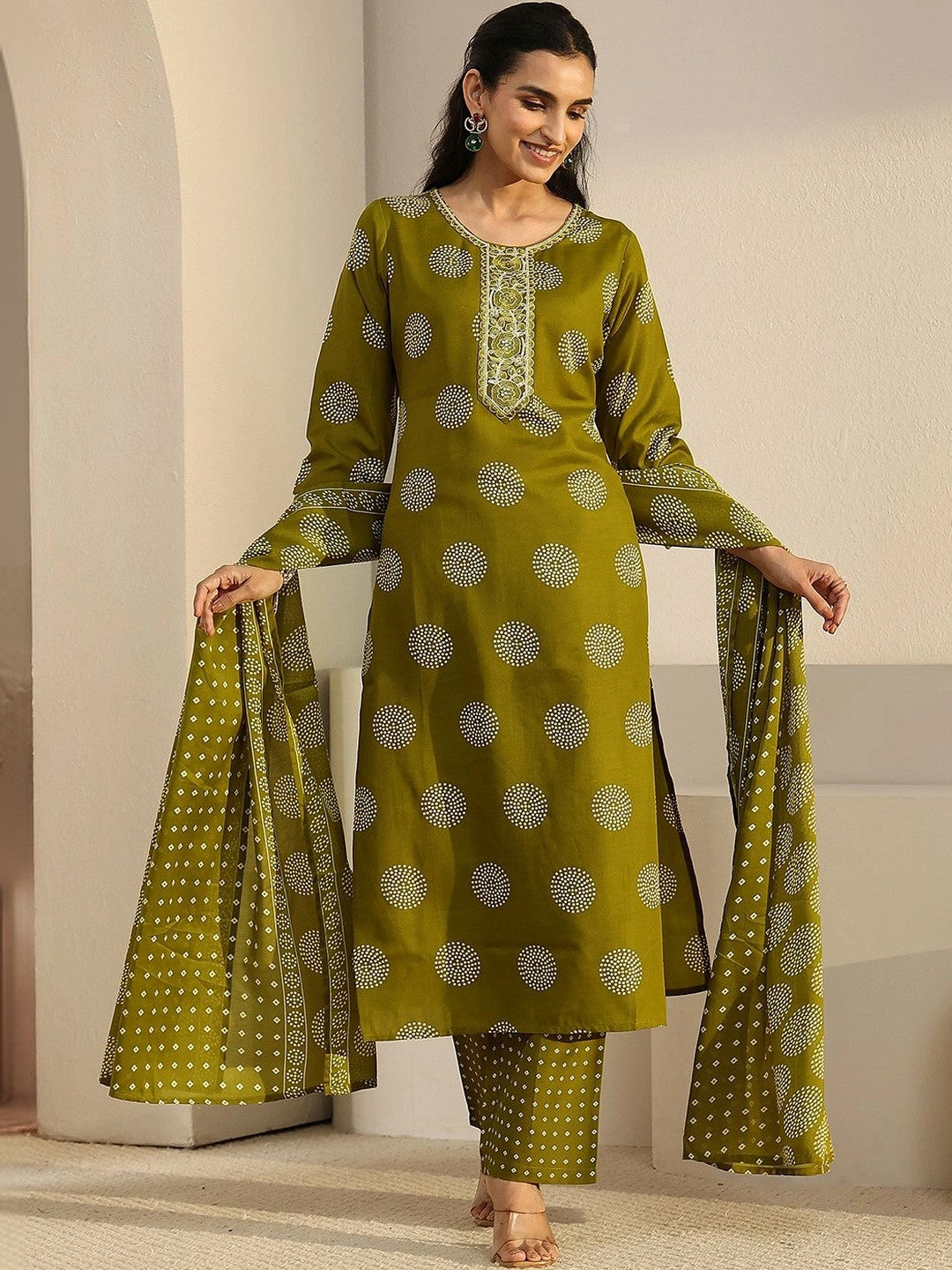 Women Ethnic Motifs Printed Regular Thread Work Kurta with Trousers & With Dupatta