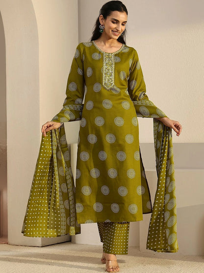 Women Ethnic Motifs Printed Regular Thread Work Kurta with Trousers & With Dupatta