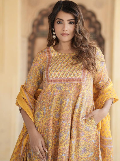 Dhiyona KL Floral Printed Pure Cotton Anarkali Kurta With Trousers & Dupatta