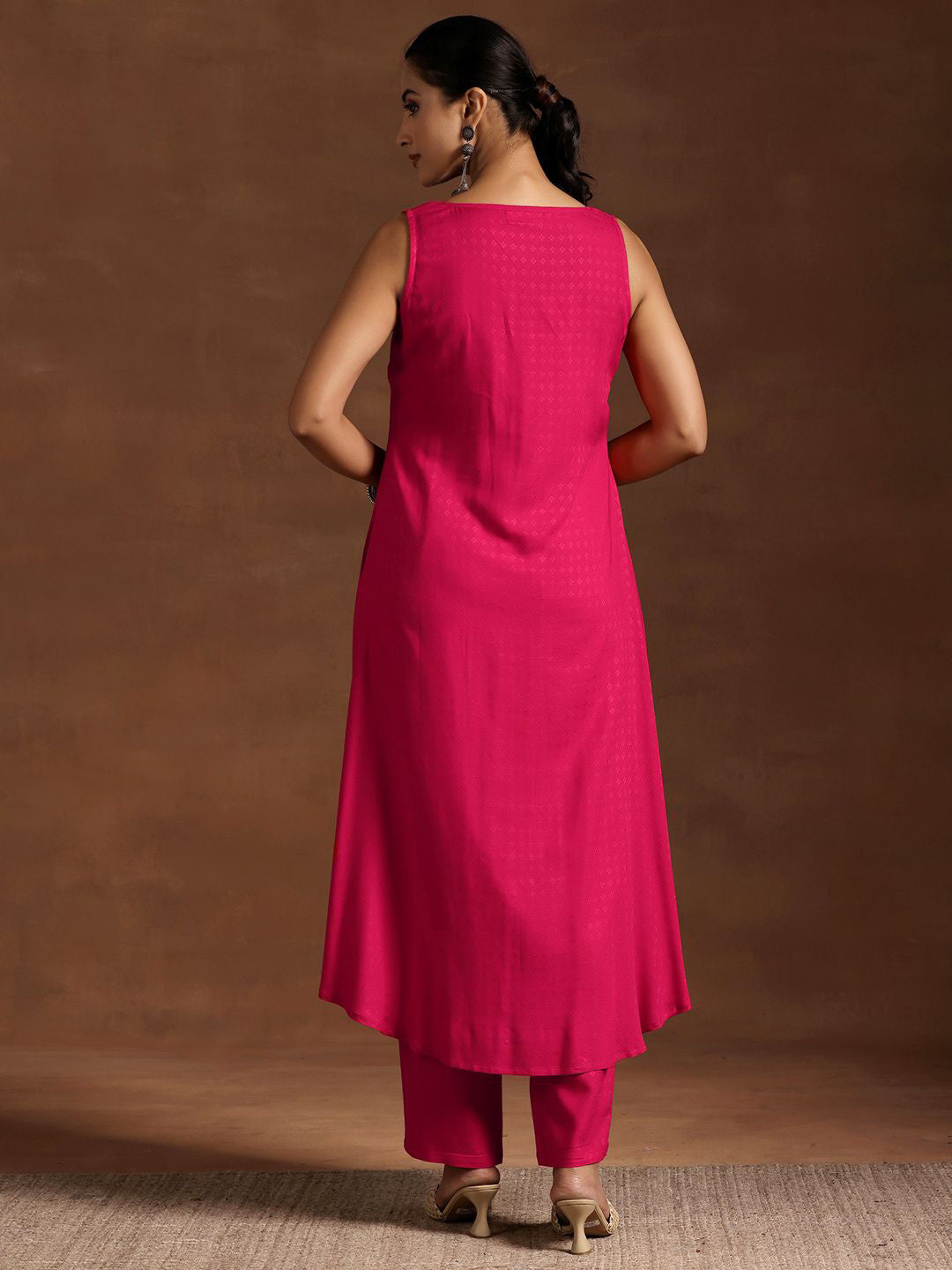 Women Pleated Kurta with Trousers