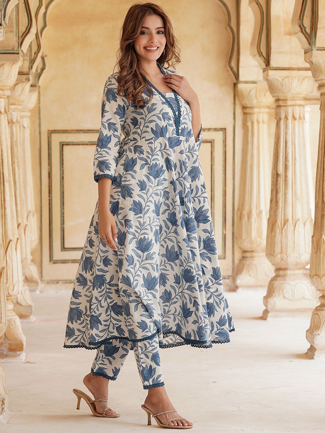 Dhiyona KL Floral Printed Pure Cotton Anarkali Kurta With Trousers & Dupatta