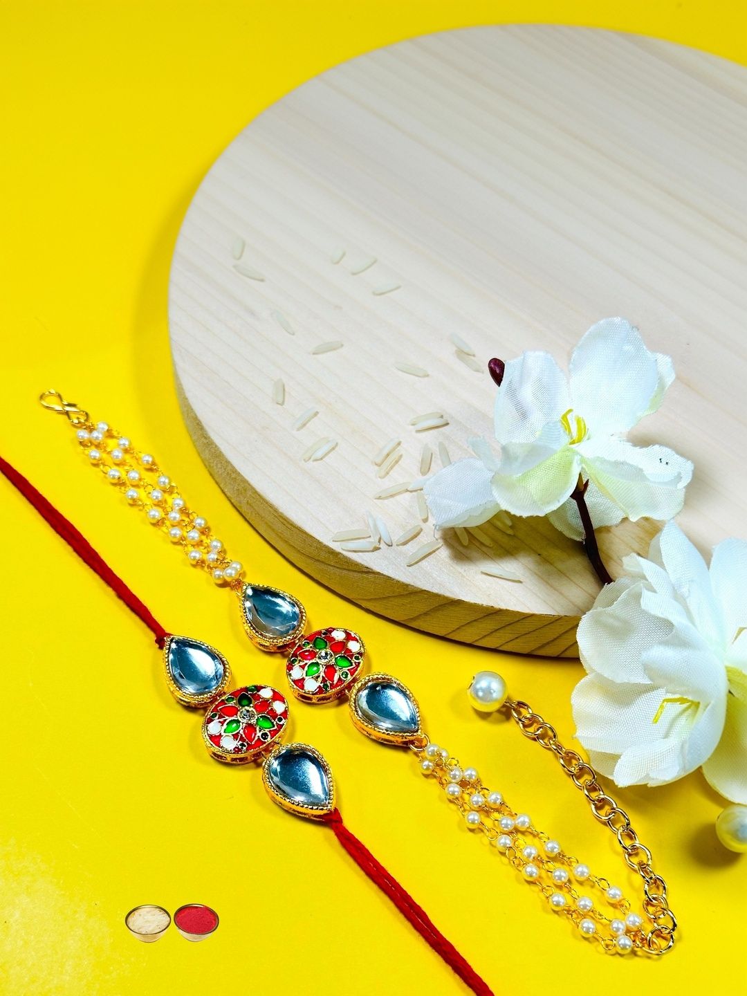 Dhiyona Rakhi