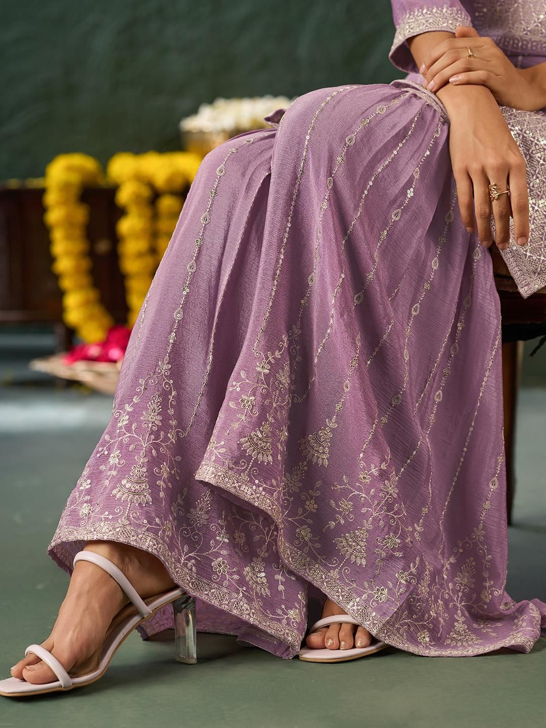 Dhiyona KL Women Embroidered Thread Work Kurta With Sharara & With Dupatta
