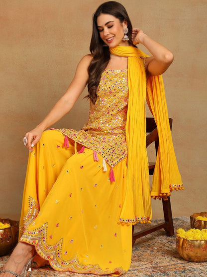 Dhiyona KL Women Floral Embroidered Regular Mirror Work Kurta with Sharara & With Dupatta