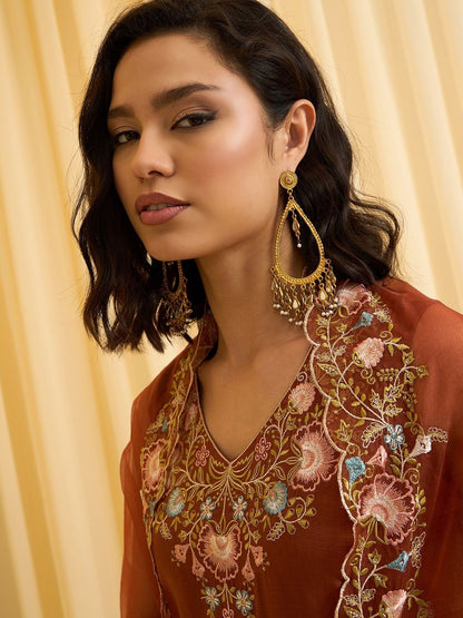 Dhiyona CH Floral Embroidered Regular Thread Work Kurta with Palazzos & Cape Dupatta