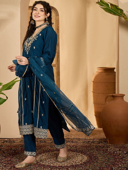 Women Ethnic Motifs Printed Kurta with Trousers & Dupatta