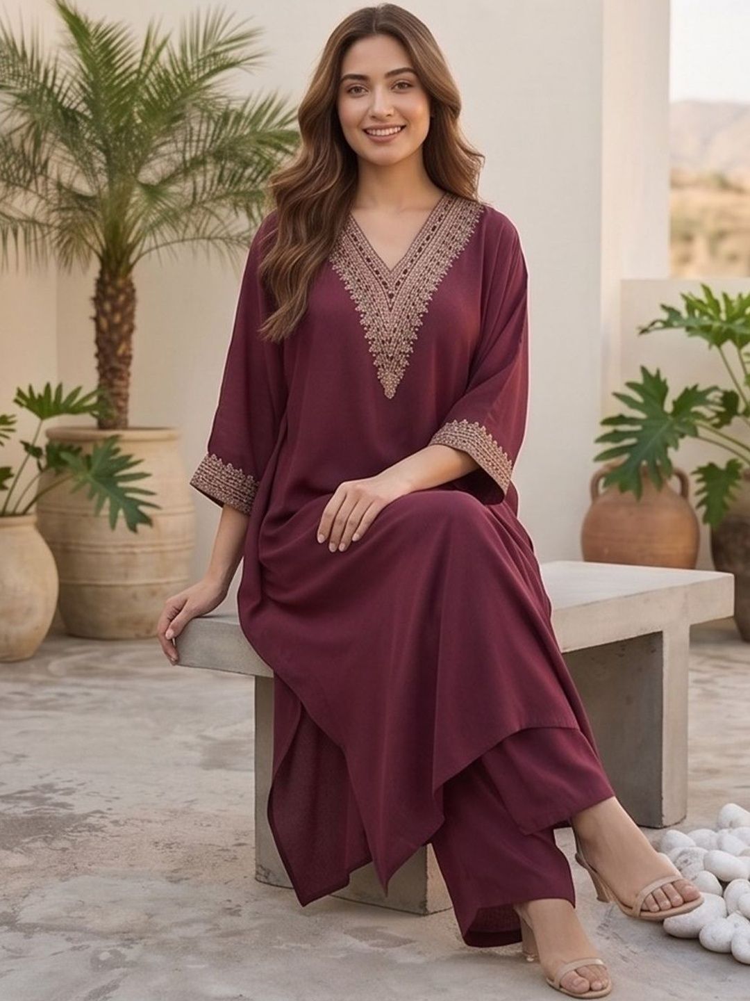 Maroon Women Ethnic Motifs Embroidered Regular Thread Work Kurta with Trousers