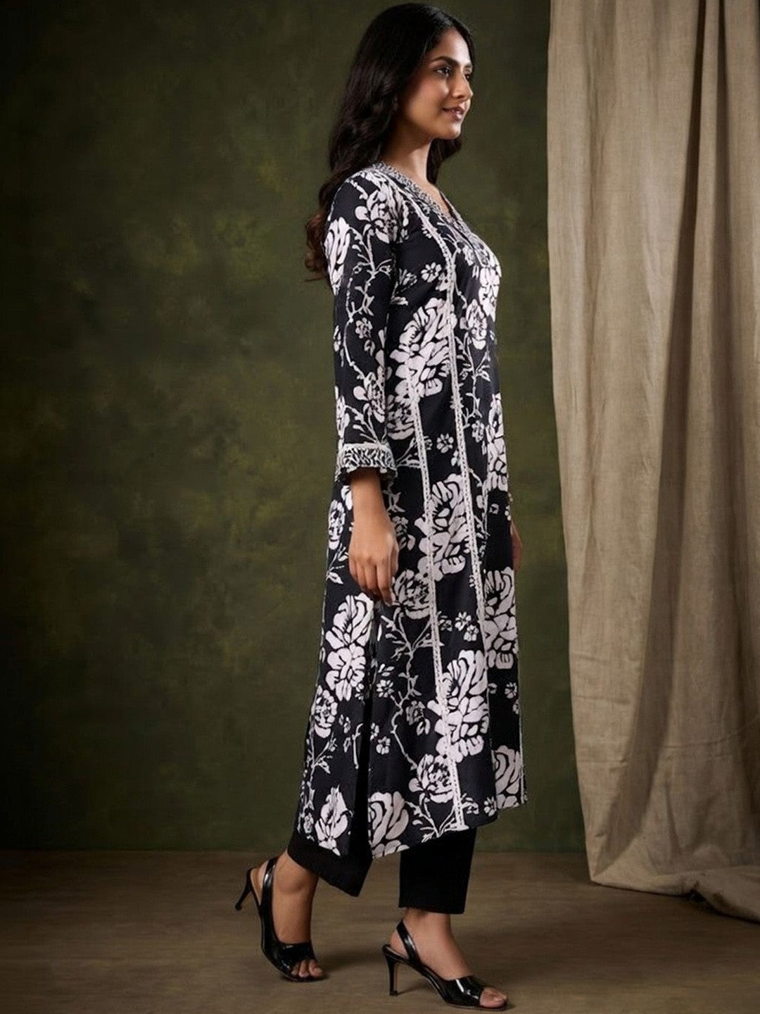 Printed Pure Cotton V-Neck Kurta & Trousers