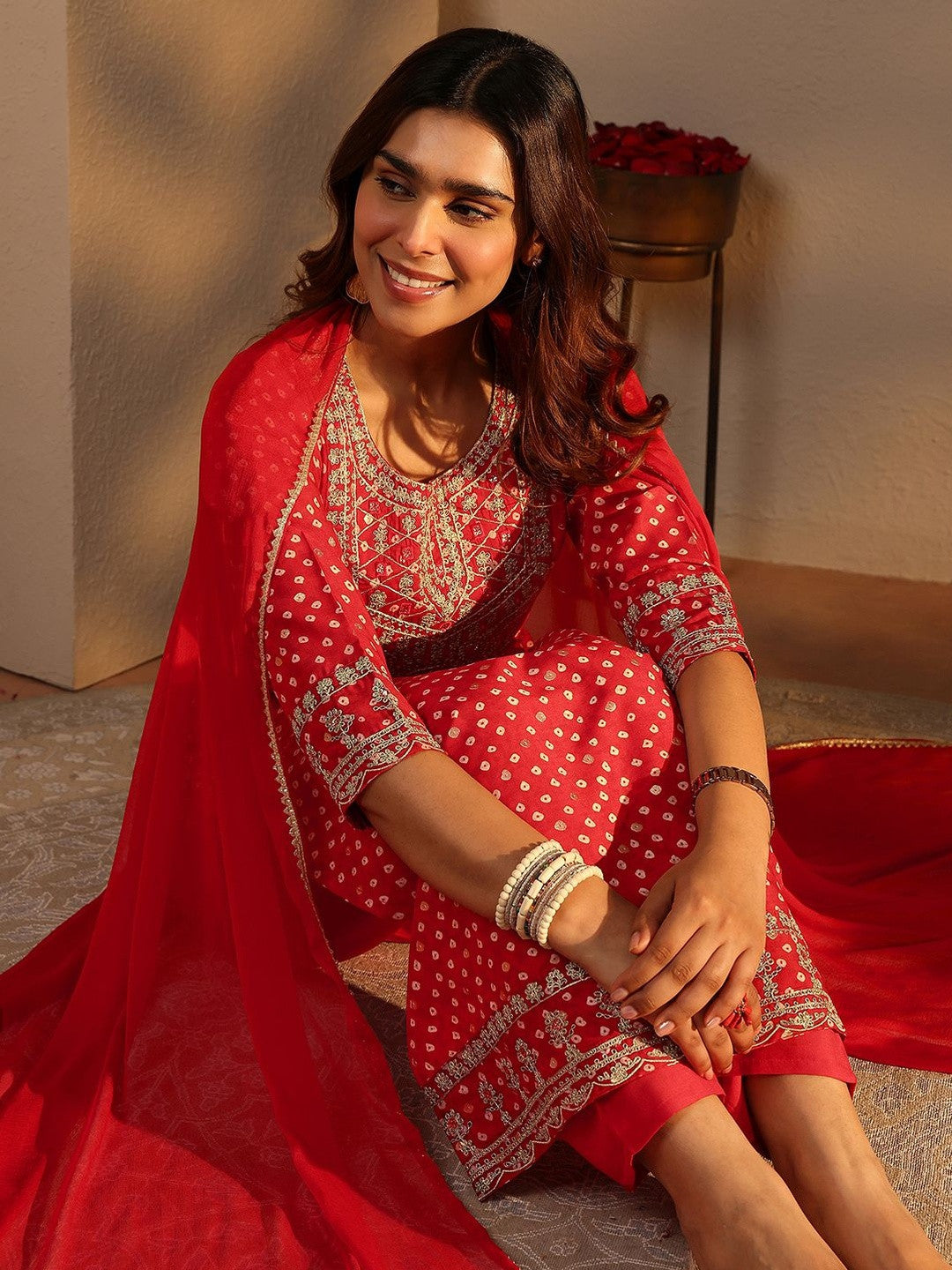 Women Ethnic Motifs Printed Regular Thread Work Kurta with Trousers & With Dupatta