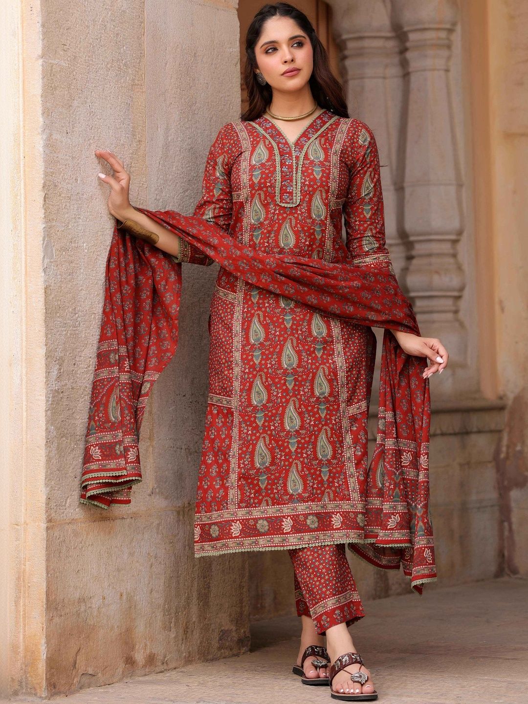 Dhiyona RR Women's Ethnic Motifs Printed Pleated Pure Cotton Kurta with Trousers & With Dupatta