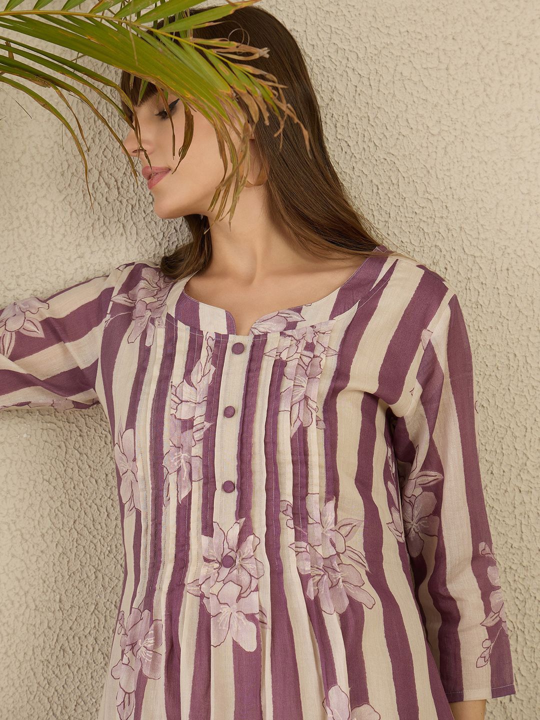 Dhiyona IE Floral Screen Printed Notch Neck A-Line Pure Cotton Kurta With Trousers