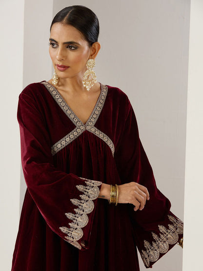 Dhiyona IS Women's Purple Ethnic Motifs Embroidered Flared Sleeves Velvet A-Line Kurta With Trousers