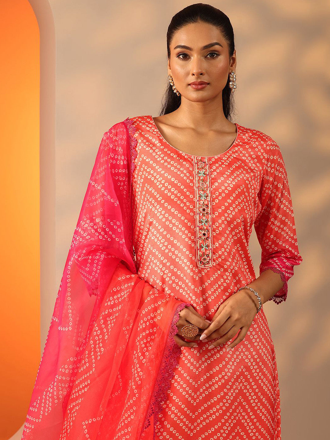 Women Bandhani Printed Kurta with Trouser & Dupatta