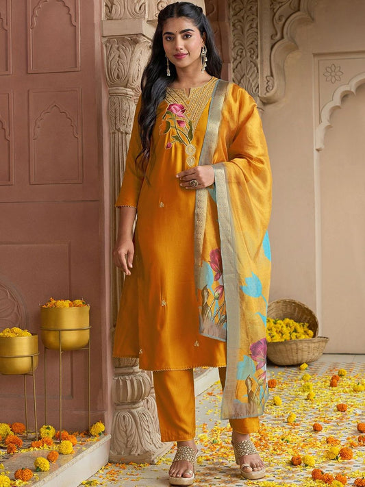 Dhiyona KL Women Floral Embroidered Regular Thread Work Kurta with Trousers & With Dupatta