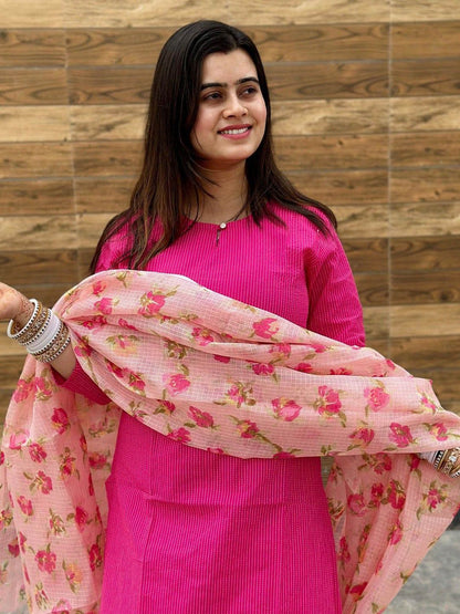 Dhiyona KL Striped Kurta with Trousers & Dupatta