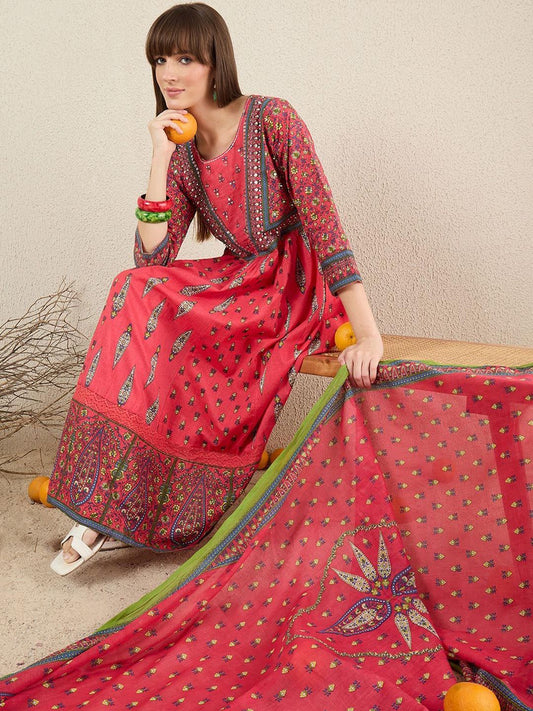 Women Ethnic Motifs Printed Cotton Kurta with Trousers & Dupatta