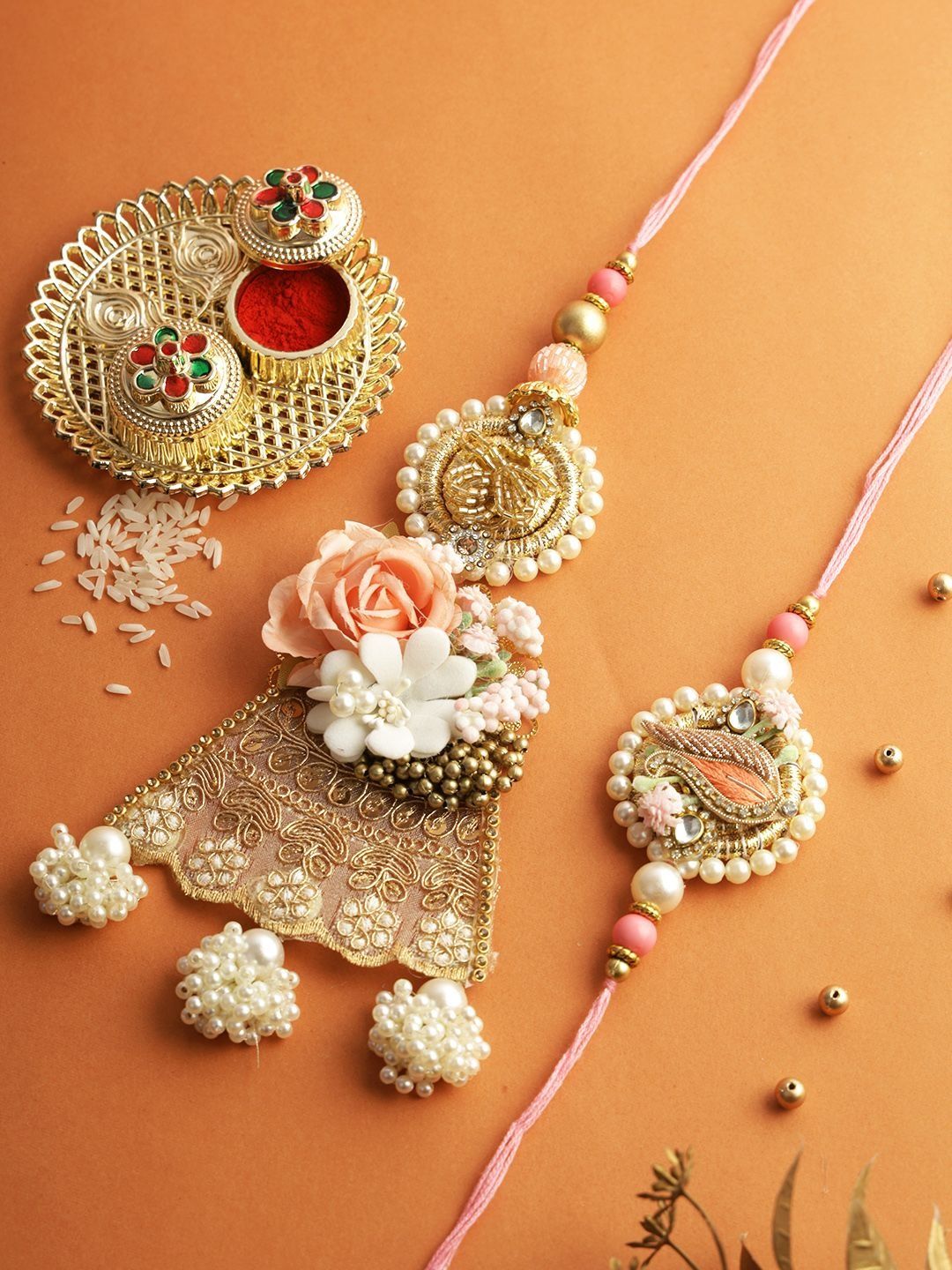 Dhiyona Rakhi